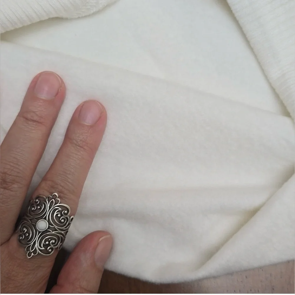 State of Day Women's Crewneck Long Sleeve Sweatshirt, Bright Sea Salt - Picture 9 of 10